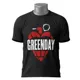 Polo Green Day Mac — Rompe el molde con actitud rockera