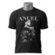 Polo Anuel — Retrato estilizado de hombre con cadenas y anillos