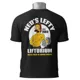 Polo Los Simpson NED'S LEFTY LIFTORIUM — Humor y fuerza en cada fibra 2